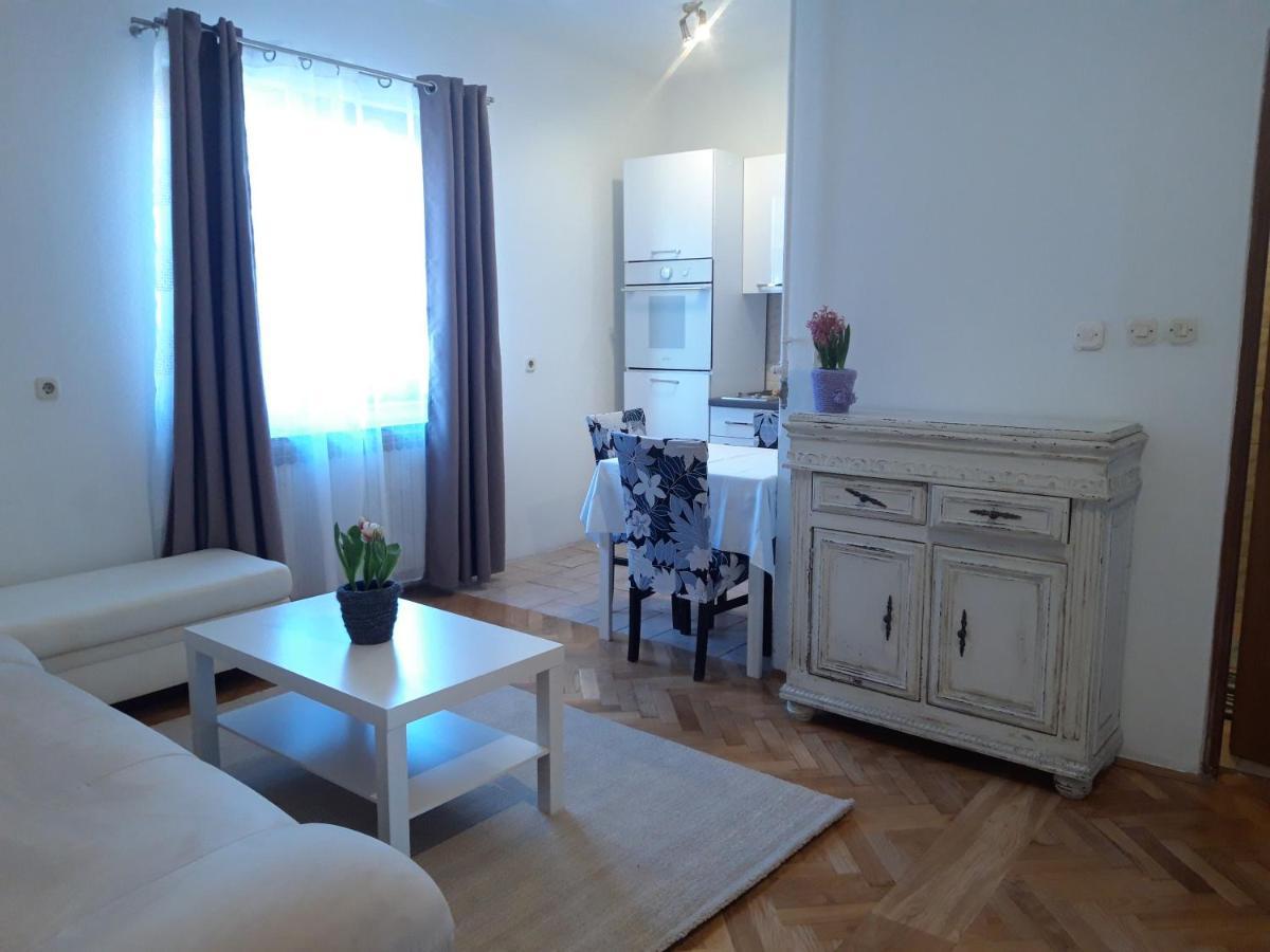 Apartman Zuki Zagreb Exterior foto